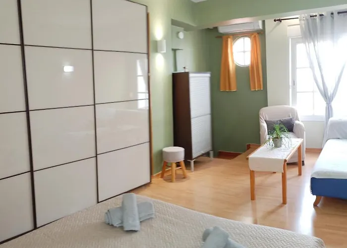 度假居 The Loft Beyond The Sea, 3 Storey Residence, 67 Mandilara *