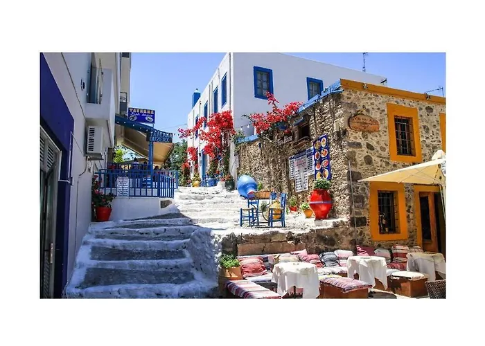 The Loft Beyond The Sea, 3 Storey Residence, 67 Mandilara Tatil Evi İstanköy