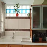 בית נופש The Loft Beyond The Sea, 3 Storey Residence, 67 Mandilara *