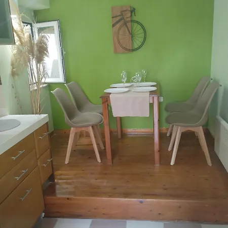 The Loft Beyond The Sea, 3 Storey Residence, 67 Mandilara Semesterbostad *