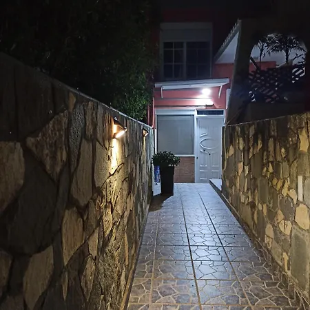 The Loft Beyond The Sea, 3 Storey Residence, 67 Mandilara Semesterbostad *