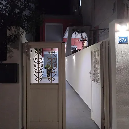 The Loft Beyond The Sea, 3 Storey Residence, 67 Mandilara * Kos Town